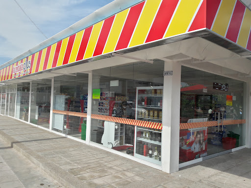 la rebaja Plus No. 1 DROGUERIA Y MINIMARKET Parque Principal Codazzi