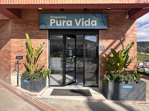Droguerías Pura Vida