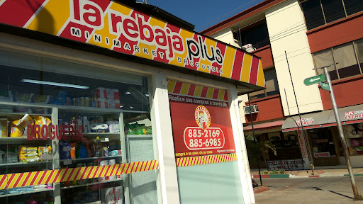 la rebaja Plus No. 1 DROGUERIA Y MINIMARKET Plaza Principal Arauca