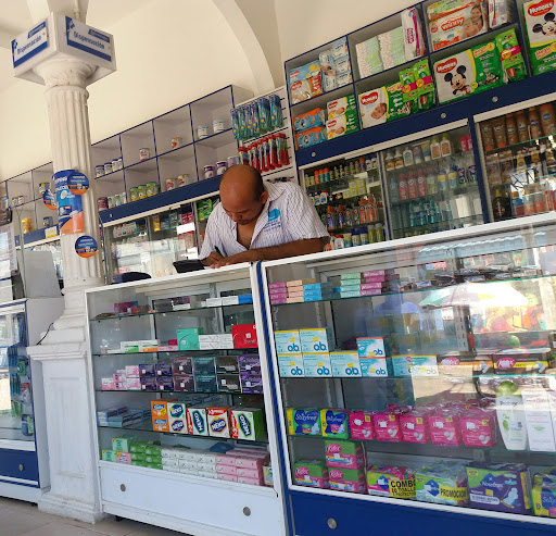 Farmacentro Maceo