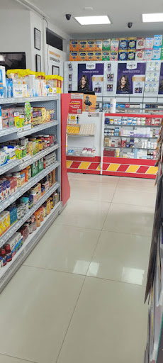 la rebaja Plus No. 1 DROGUERIA Y MINIMARKET Parque Principal Lerida