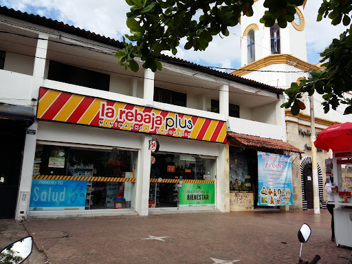 la rebaja Plus No. 2 DROGUERIA Y MINIMARKET Centro Melgar