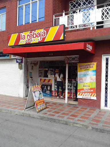 la rebaja No. 1 DROGUERIA El Municipal Candelaria